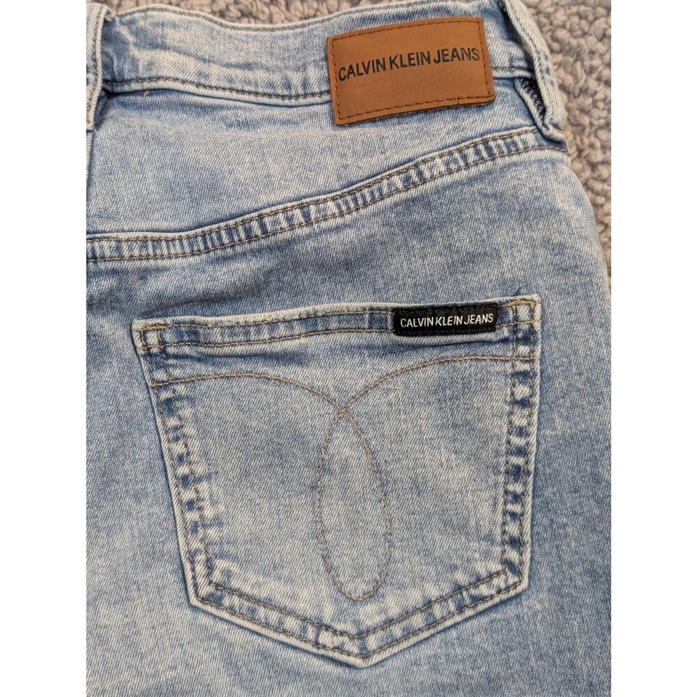 Calvin Klein Jeans Women's Size 27 Light Blue Straight (0538)